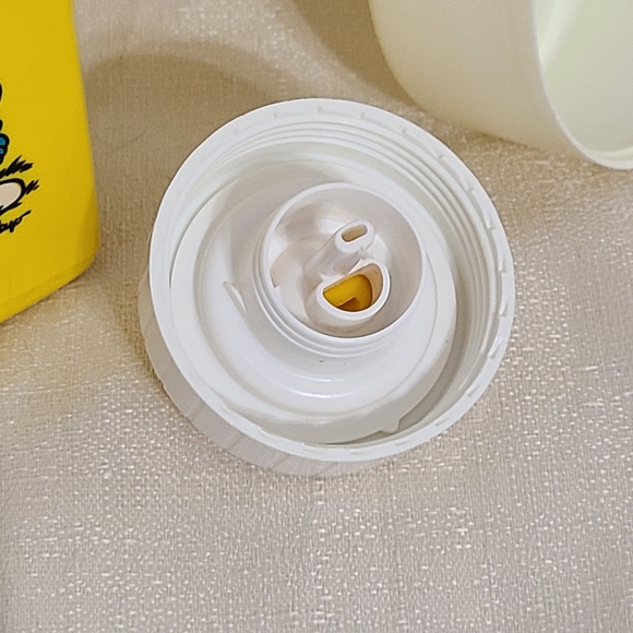 King Seeley Thermos Retro Vintage Smurf Yellow White Thermo with Cup, Smurfette - Picture 10 of 10